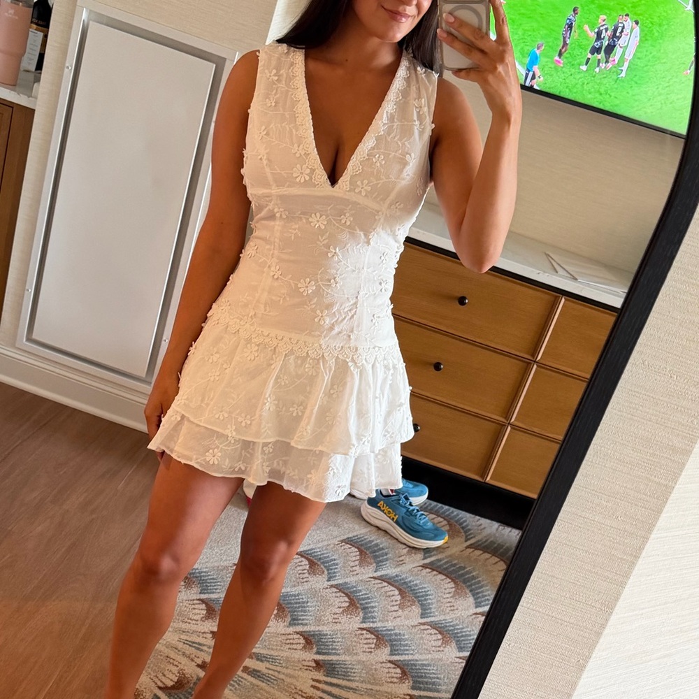 Walter Baker White Embroidered V-Neck Mini Dress